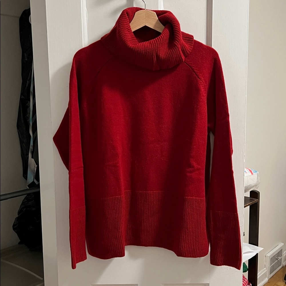Athleta Red Alpine Turtleneck Wool Cashmere Sweater Oversized Size Small